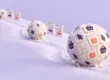 Tre voksende snøballer av nettsideelementer, handlekurver og avkryssinger illustrerer hvordan jevn testing og konverteringsoptimalisering gir en snøballeffekt.